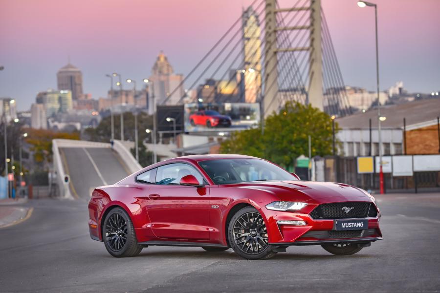  Ford Mustang GT Fastback 2019 года  (ZA) (фото 21 из 44)